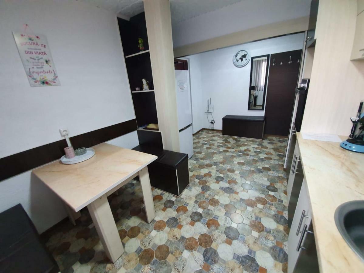 Apartment Ada Kaleh Orszowa Zewnętrze zdjęcie