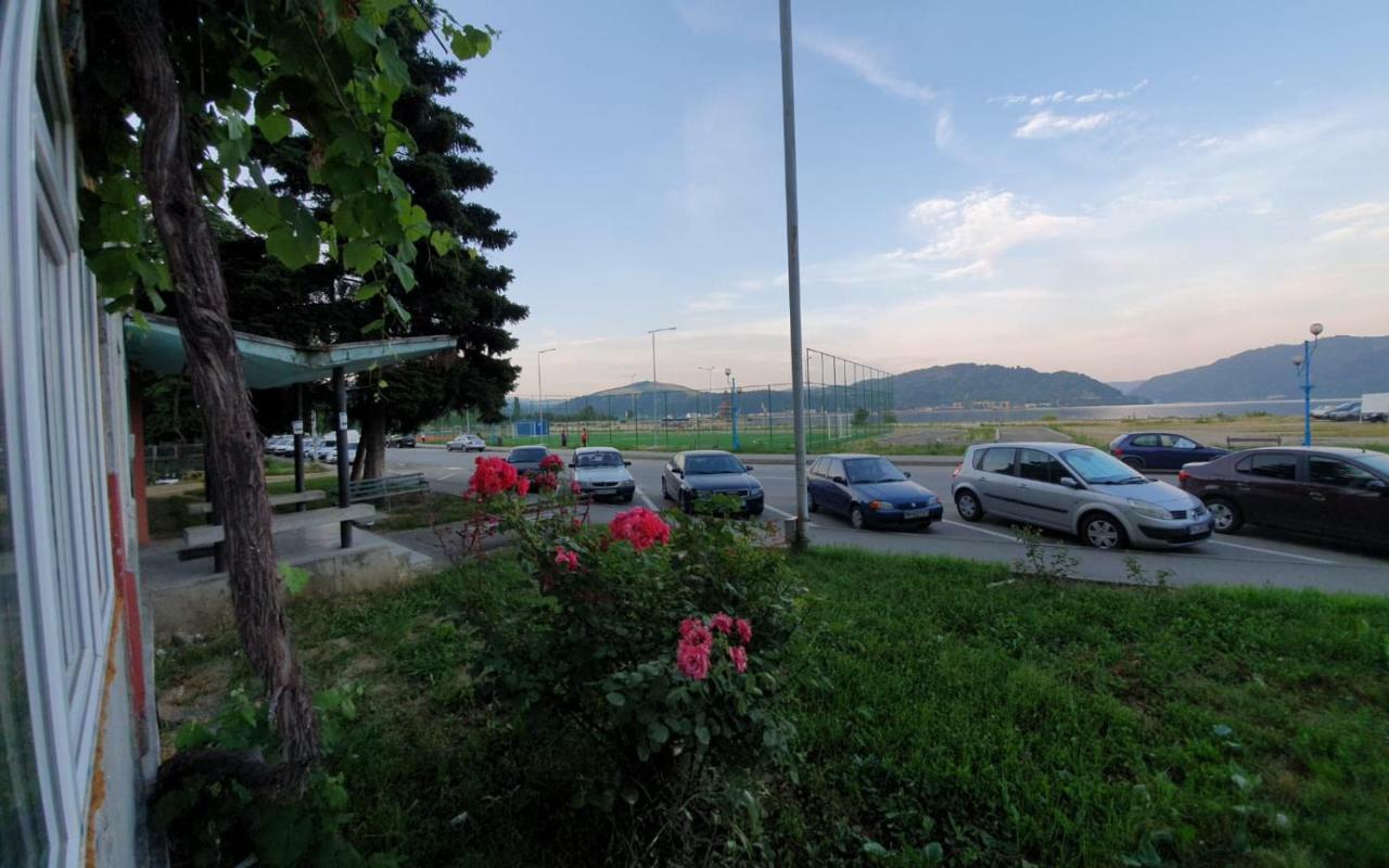 Apartment Ada Kaleh Orszowa Zewnętrze zdjęcie